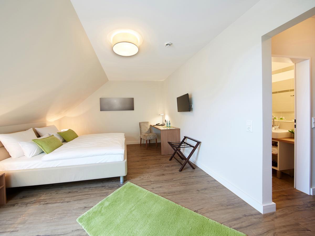 Rodelhaus Hotel Arnsberg Bagian luar foto